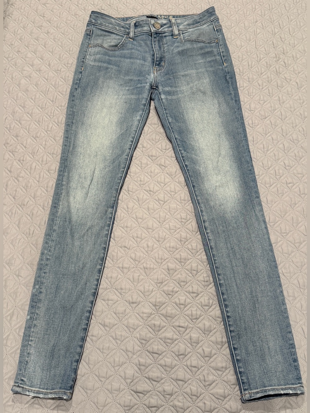 American Eagle Jeans Women’s 8 Long Light Wash Blue Super Super Stretch Jegging